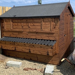 Chicken houses - 12- 50 hens Chicken houses - 12- 50 hens