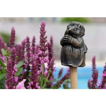 Beatrix Potter Mrs Tiggy-Winkle Cane or Stake Topper (CCBP0004) - L4 x W4.5 x H8 cm