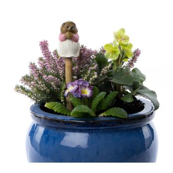 Beatrix Potter Mrs Tiggy-Winkle Cane or Stake Topper (CCBP0004C) - L4 x W4.5 x H8 cm