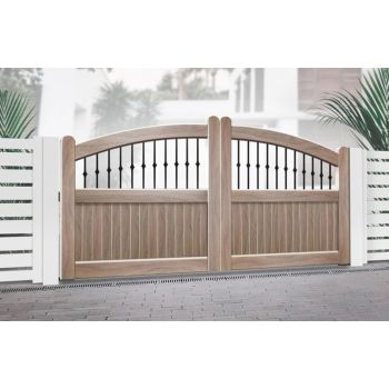 Double Swing Gate 4250x2000mm Wood - Vertical Solid Infill, Bell-Curved Top